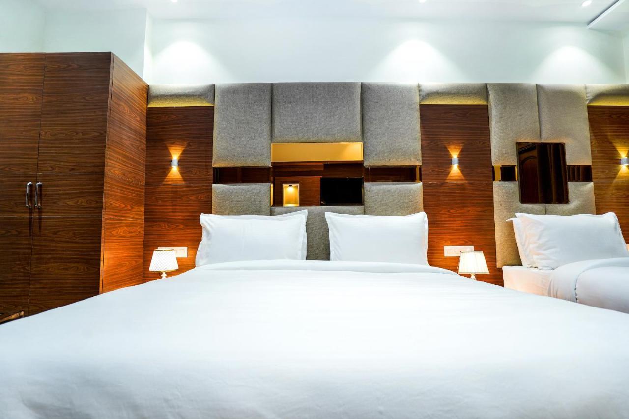 Hotel Aura Grand By Levelup Hotels Amritsar Exteriér fotografie