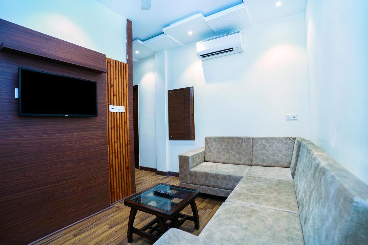 Hotel Aura Grand By Levelup Hotels Amritsar Exteriér fotografie
